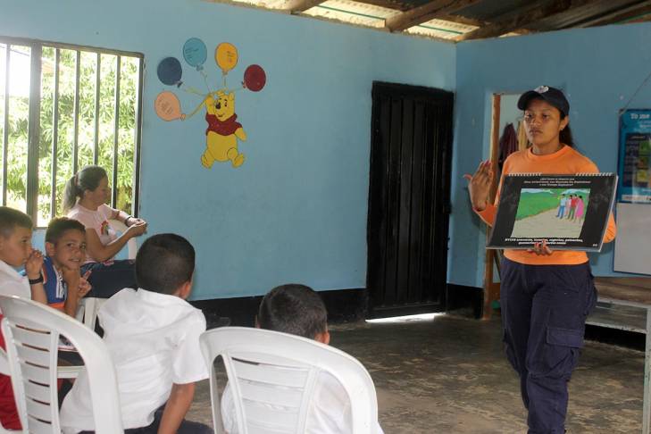 Education aux risques des mines en Colombie Education aux risques des mines en Colombie