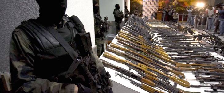 Saisie d'armes appartenant à des gangs mexicains Saisie d'armes appartenant à des gangs mexicains